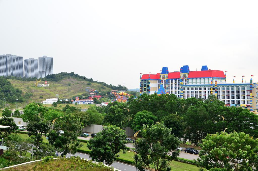Holi Afiniti Themed Suites Nusajaya  Exterior photo