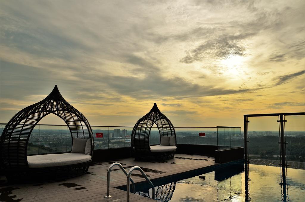 Holi Afiniti Themed Suites Nusajaya  Exterior photo